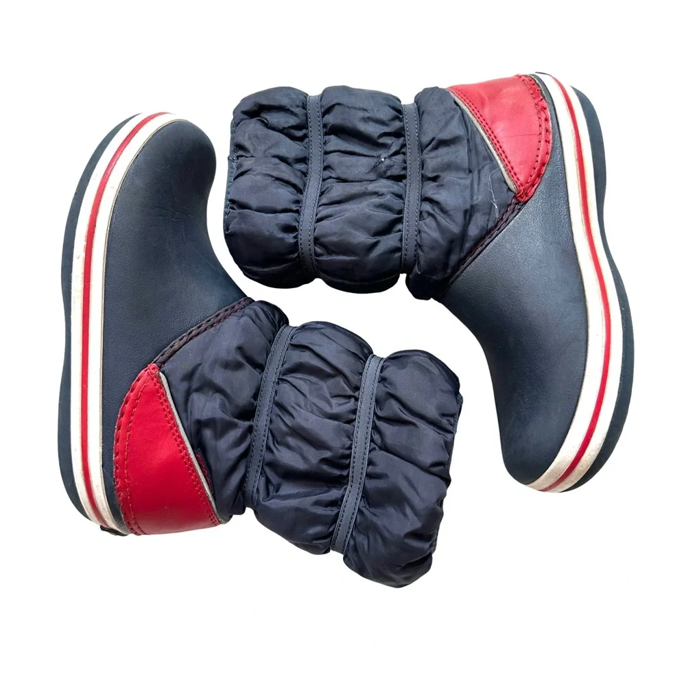 CROCS Kids Navy and Red Boots Size 1 - Picture 4 of 8